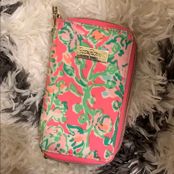 Lilly Pulitzer wristlet 💗 - Picture 2 of 6